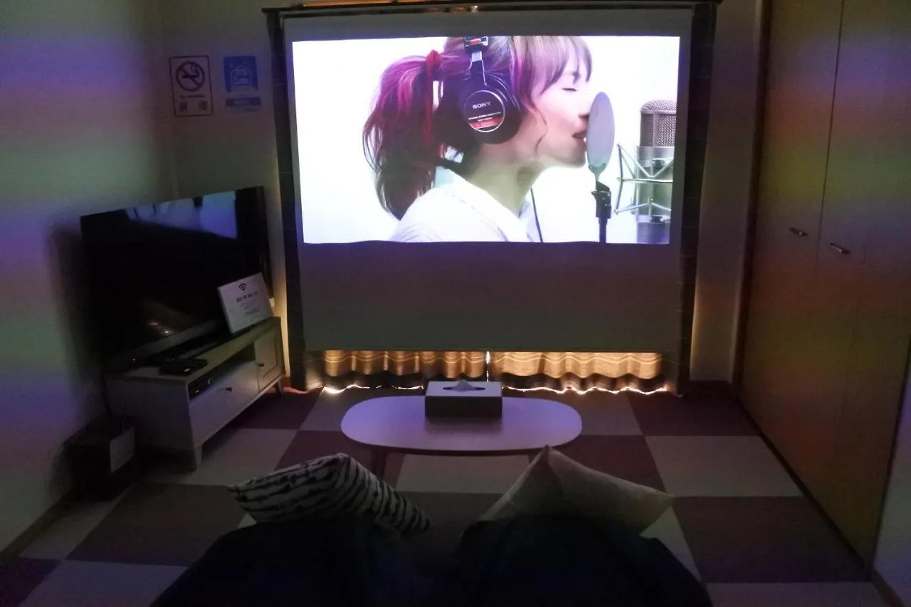 福岡市Cross Stage Hakataアパートメント アパート
